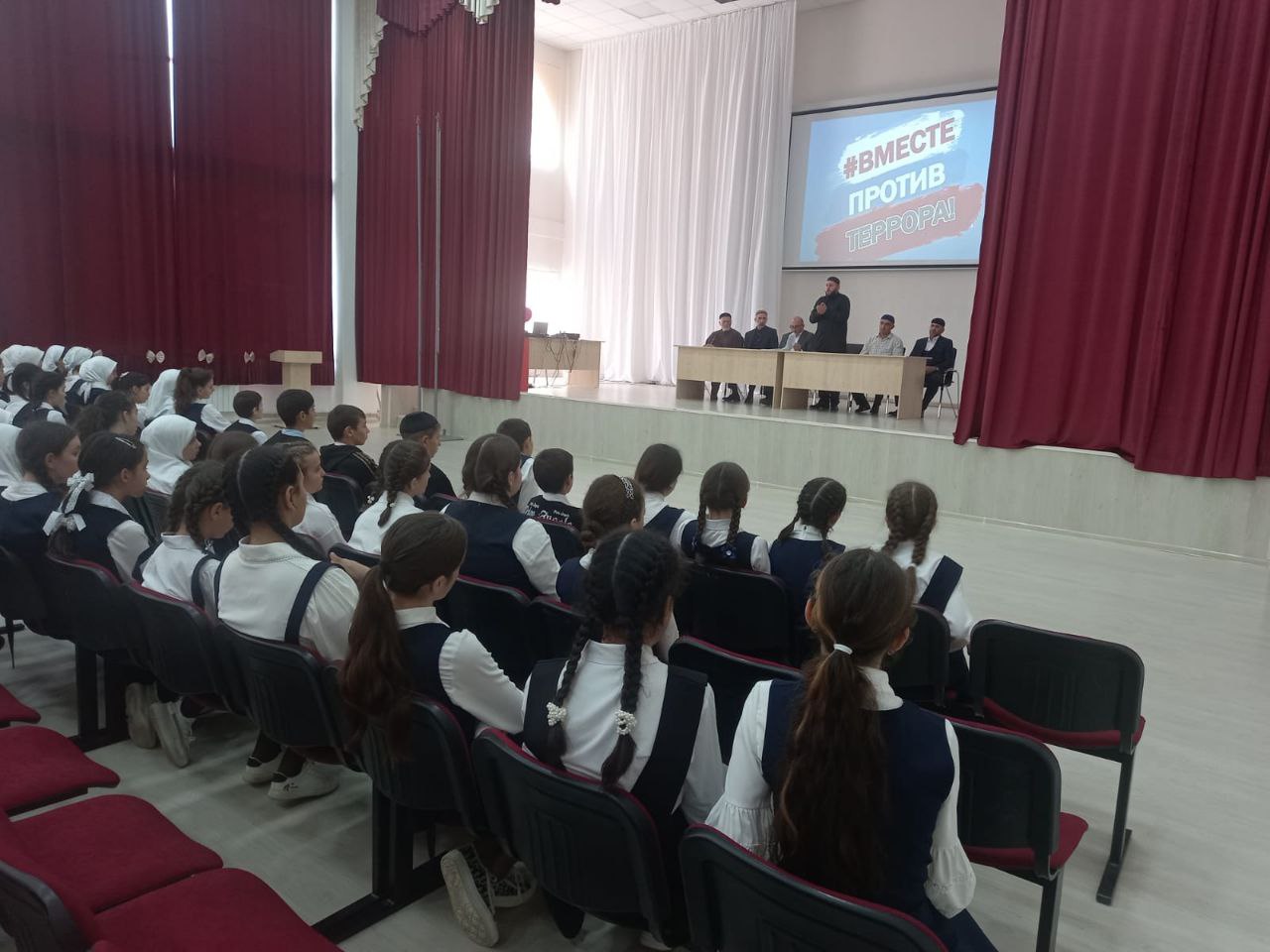Духовно-нравственное воспитание молодежи и профилактика экстремизма, терроризма и наркомании .